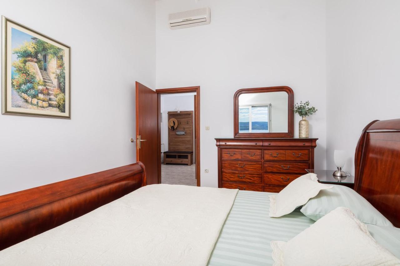 Beachfront Xxl - 2 Apartments Together - لوكفا روجوزنيكا المظهر الخارجي الصورة