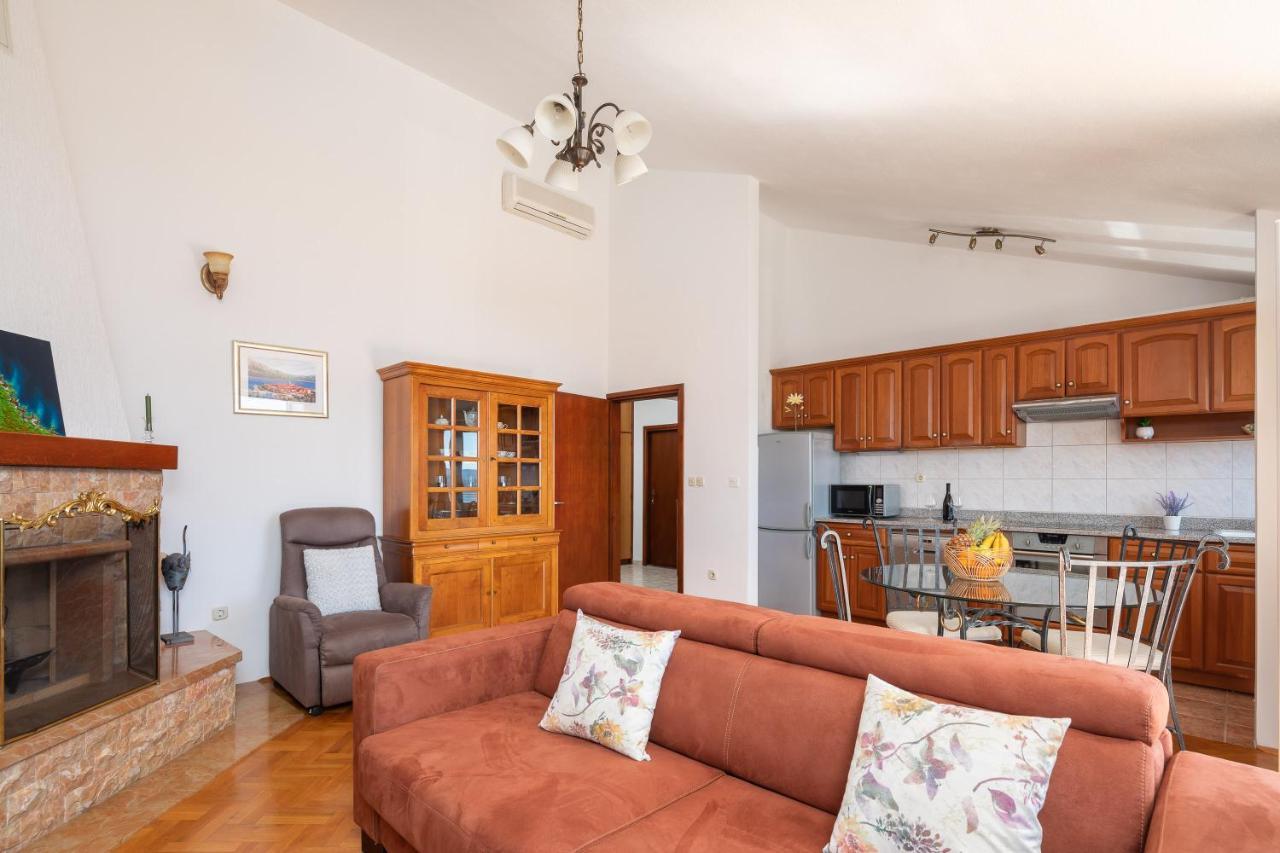 Beachfront Xxl - 2 Apartments Together - لوكفا روجوزنيكا المظهر الخارجي الصورة